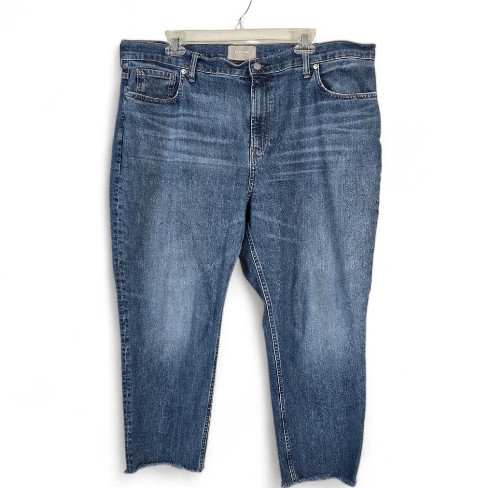 Everlane The Cheeky Denim Jean Crop Raw Hem Size 35 Medium Wash
